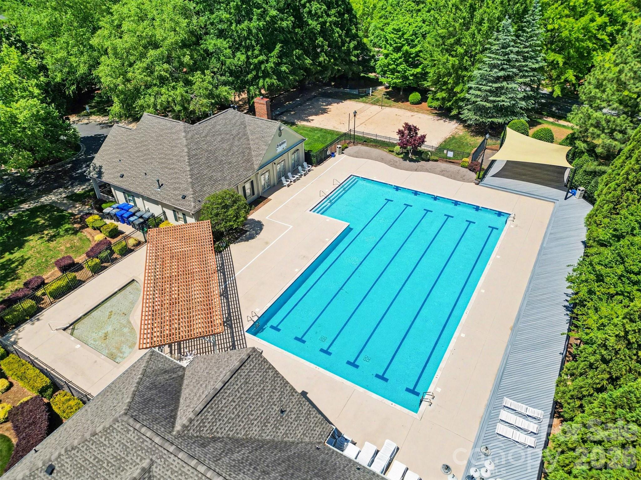 15817 Prestwoods Lane — Huntersville