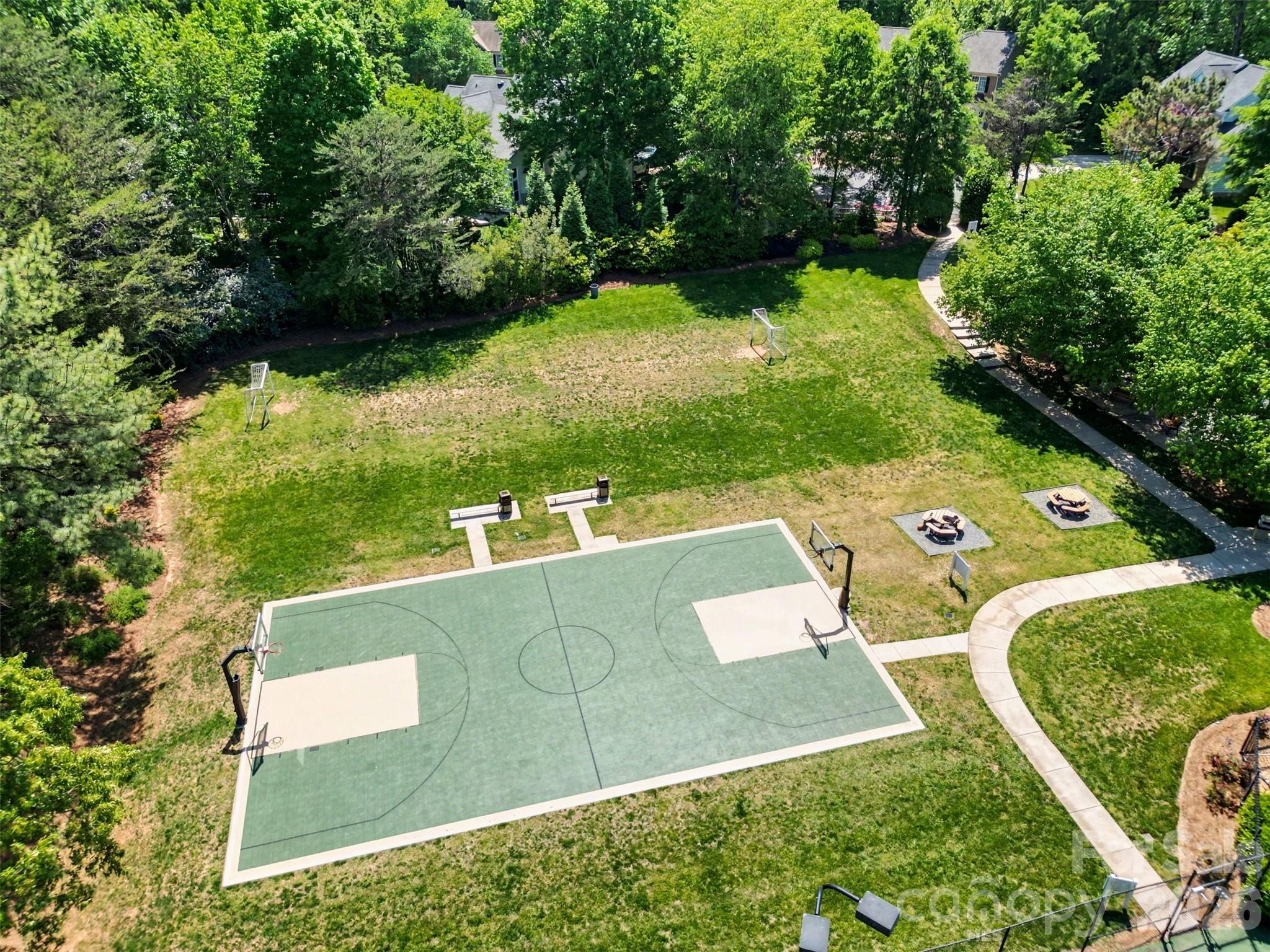 15817 Prestwoods Lane — Huntersville