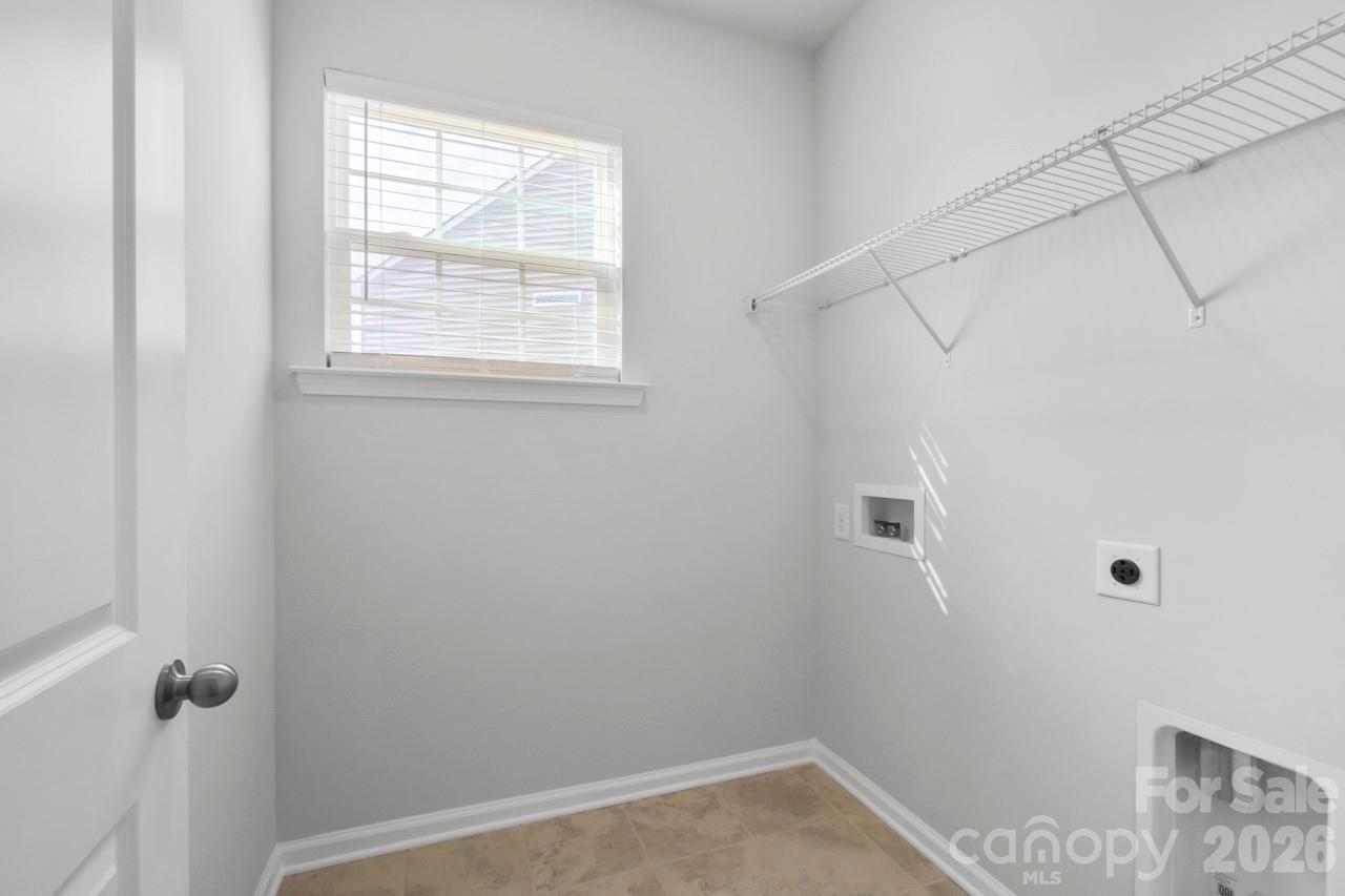 12807 Canterbury Castle Drive — Charlotte