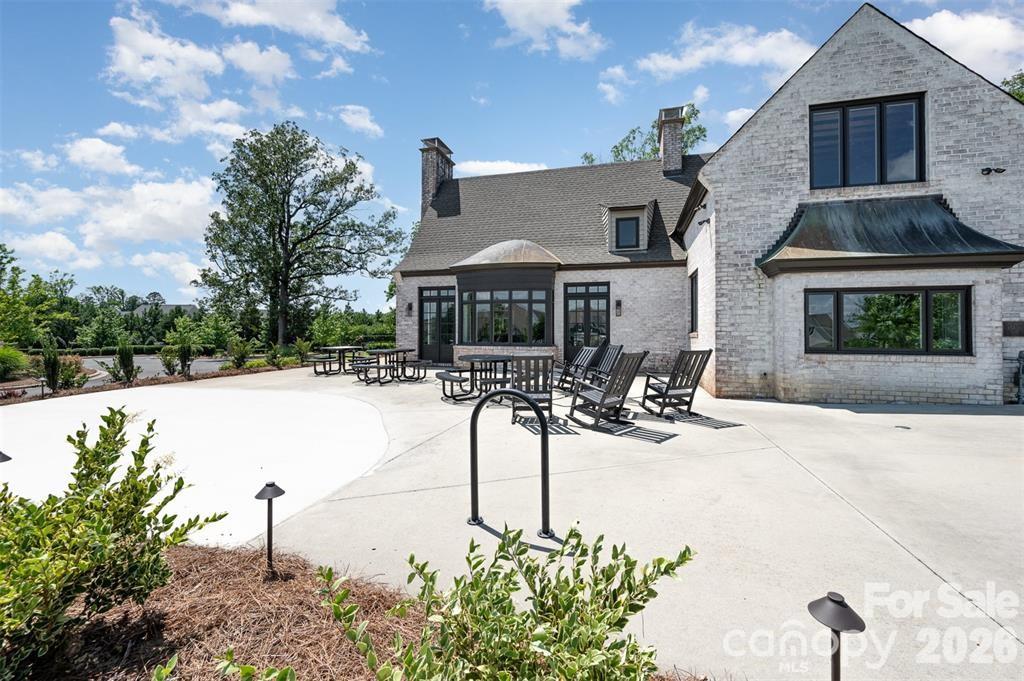 12807 Canterbury Castle Drive — Charlotte