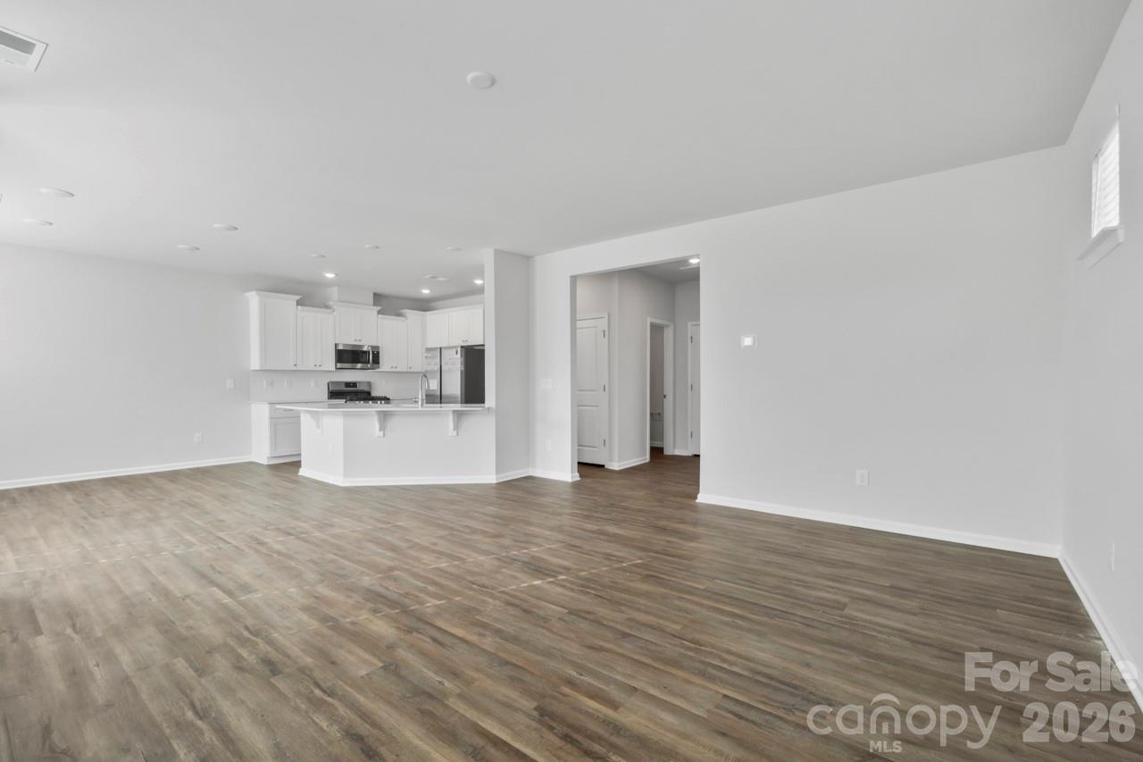 12807 Canterbury Castle Drive — Charlotte