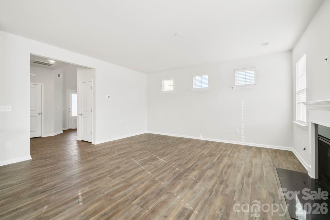 12807 Canterbury Castle Drive — Charlotte