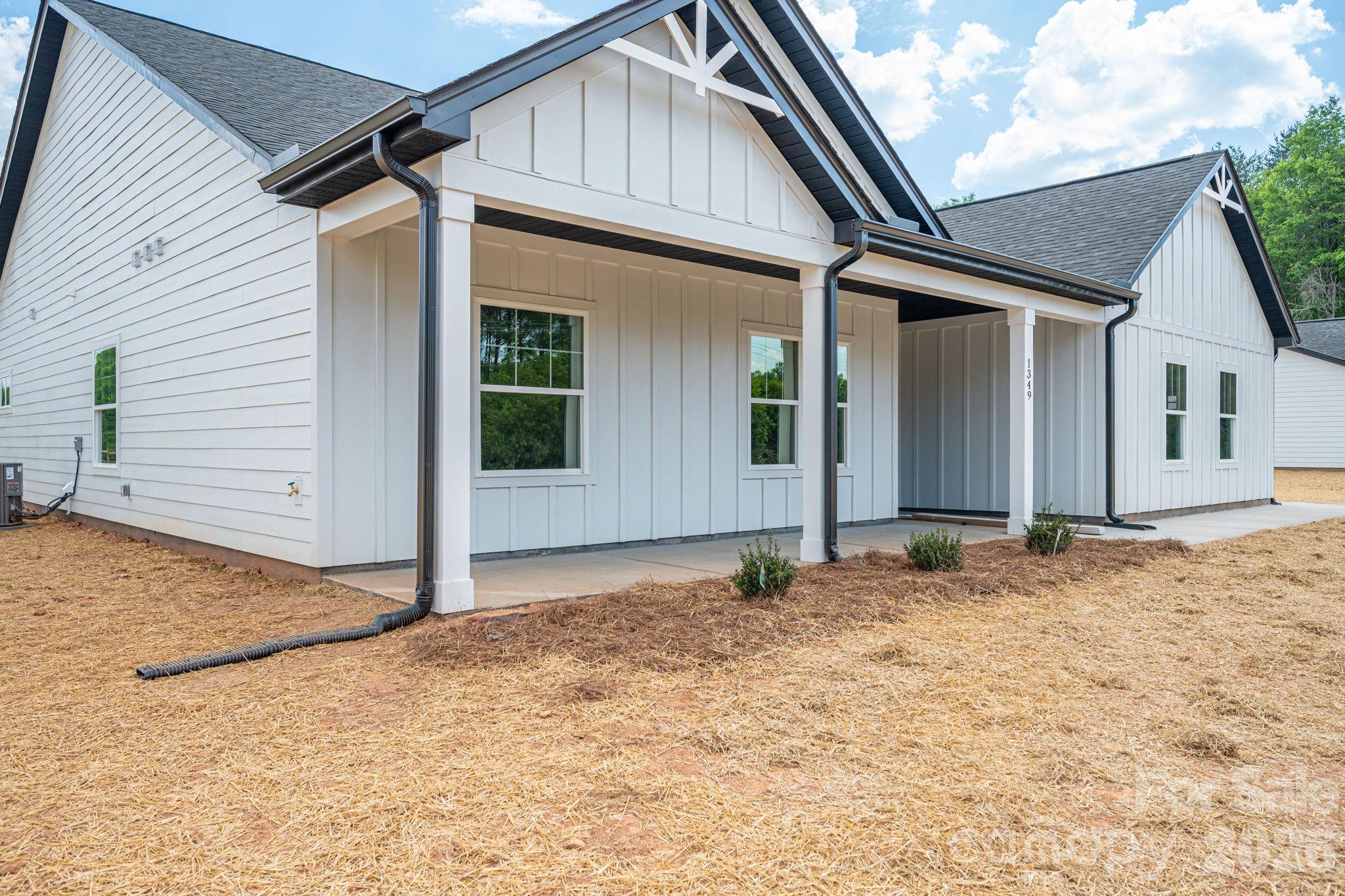 1349 Zeb Haynes Road — Maiden