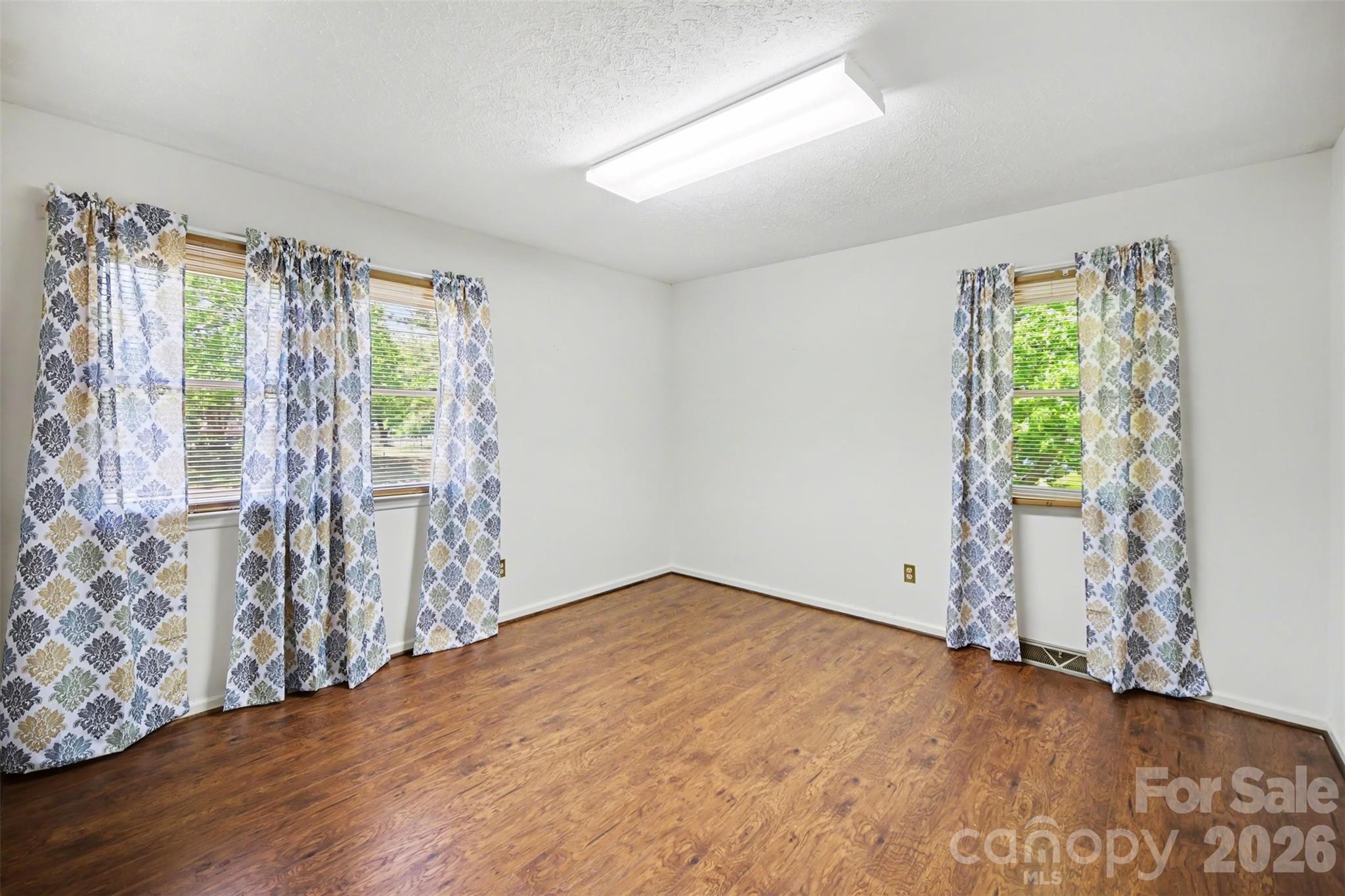 1300 Briarcliff Road — Shelby