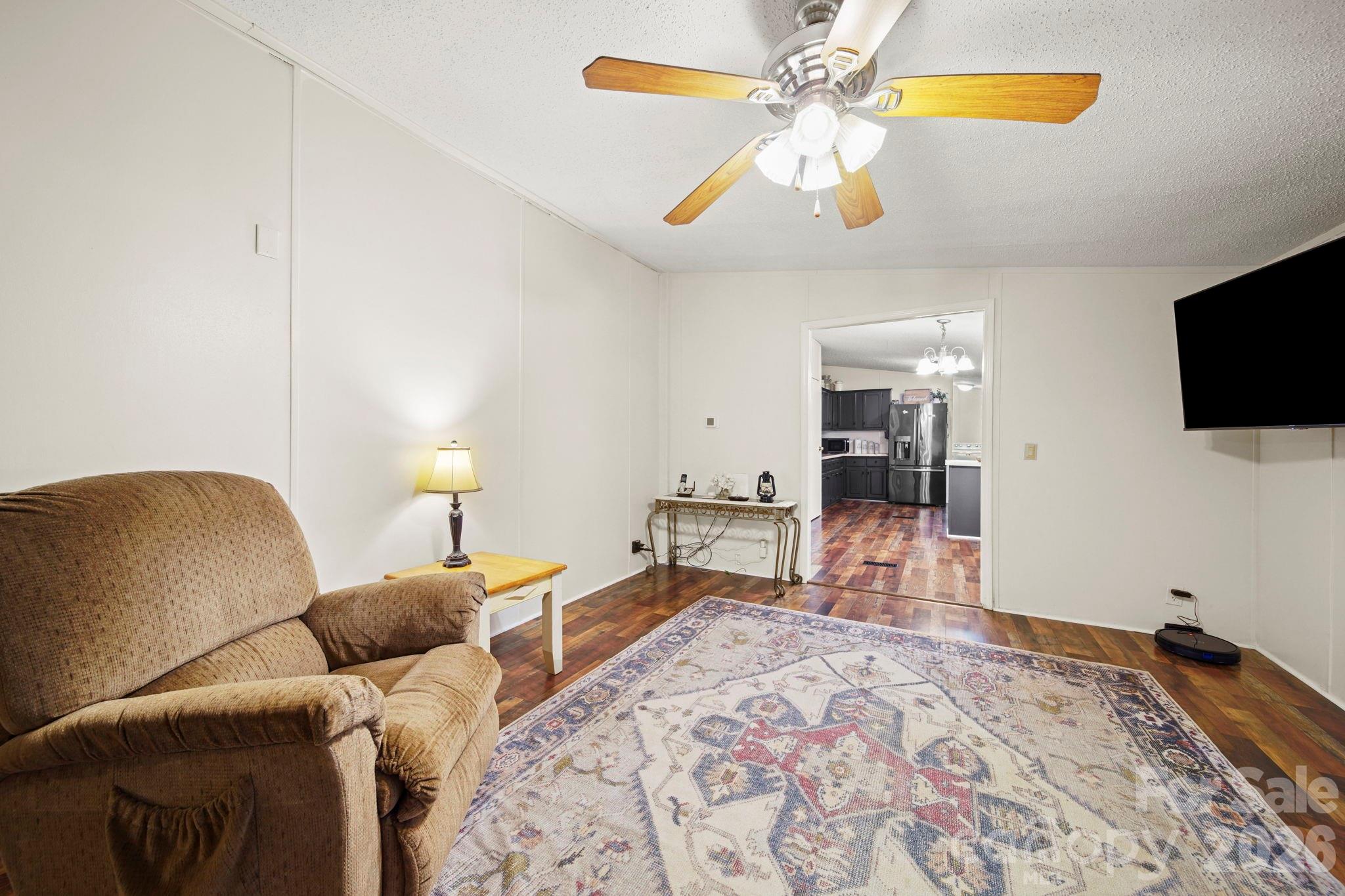 112 John Michael Lane — Salisbury