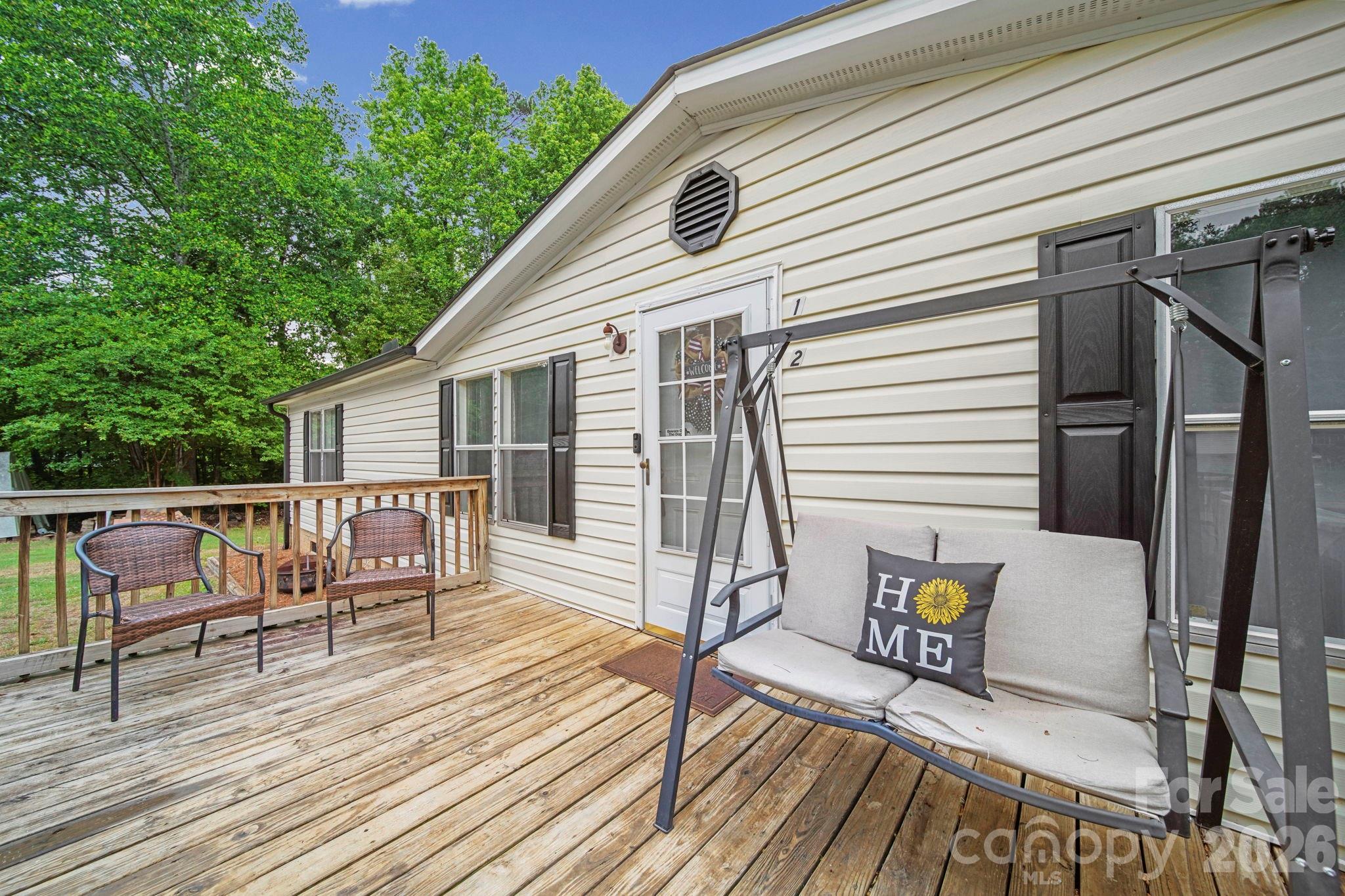112 John Michael Lane — Salisbury