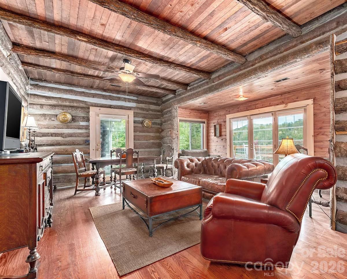 72 Chestnut Hill Road — Gerton