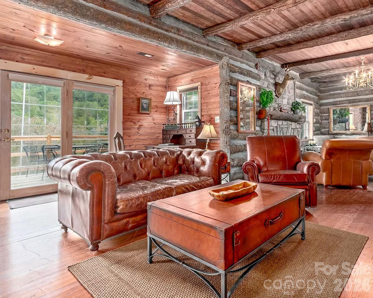 72 Chestnut Hill Road — Gerton