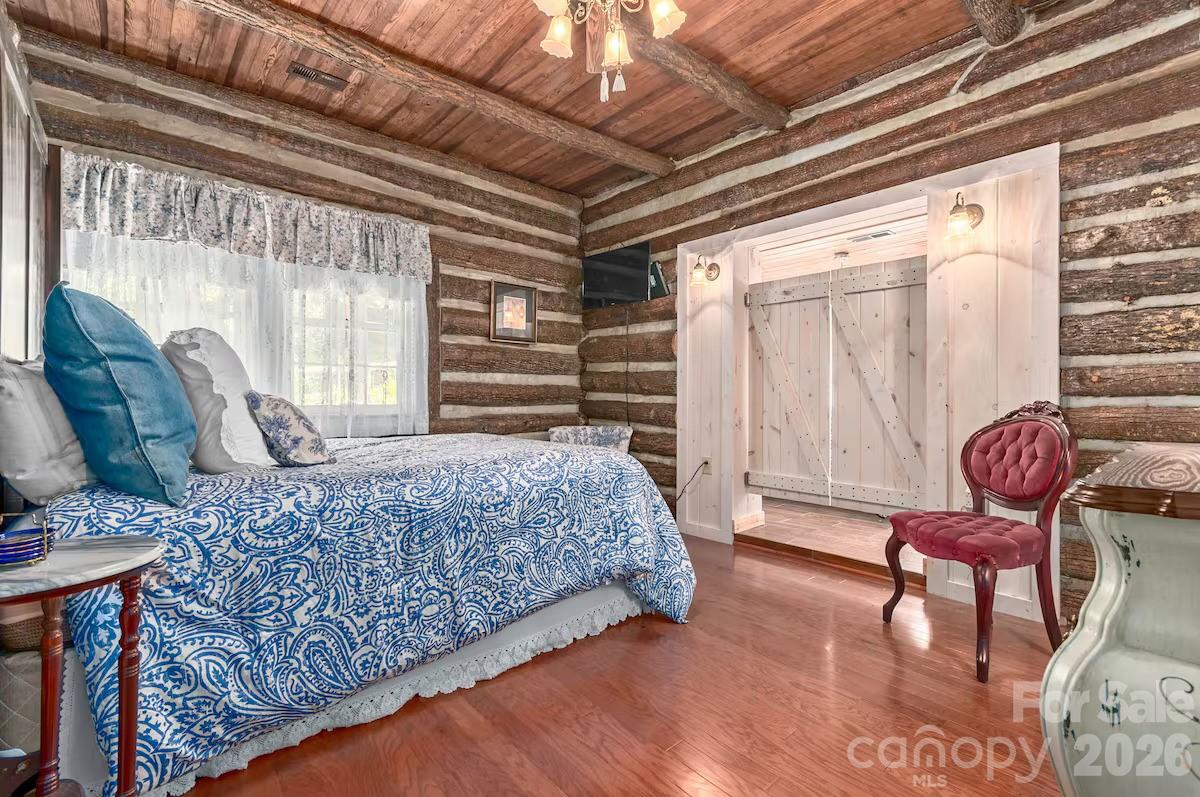72 Chestnut Hill Road — Gerton