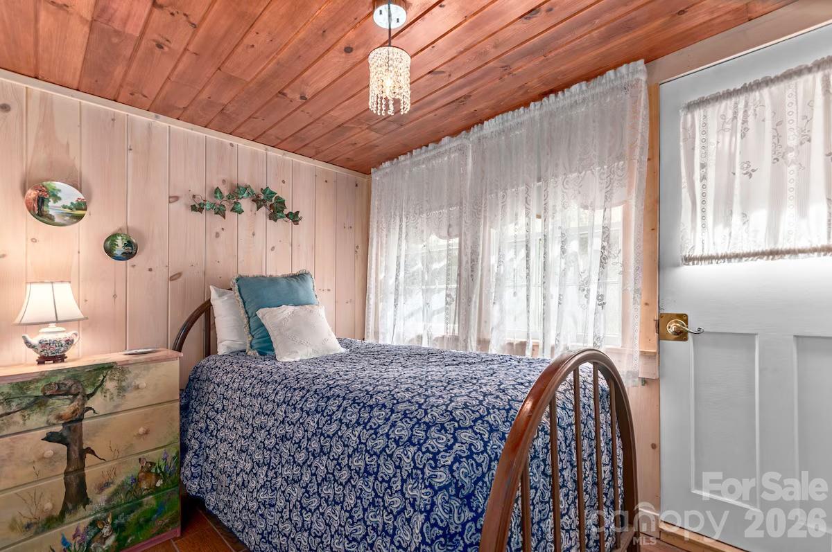 72 Chestnut Hill Road — Gerton
