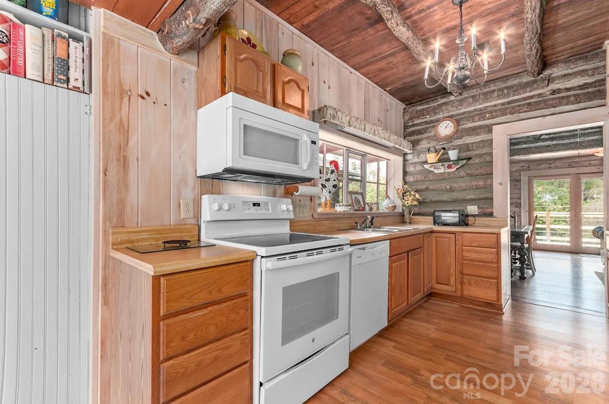 72 Chestnut Hill Road — Gerton