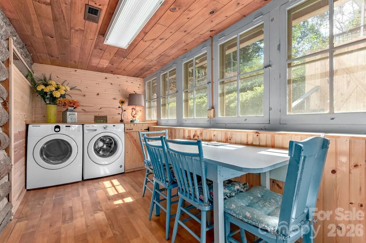 72 Chestnut Hill Road — Gerton