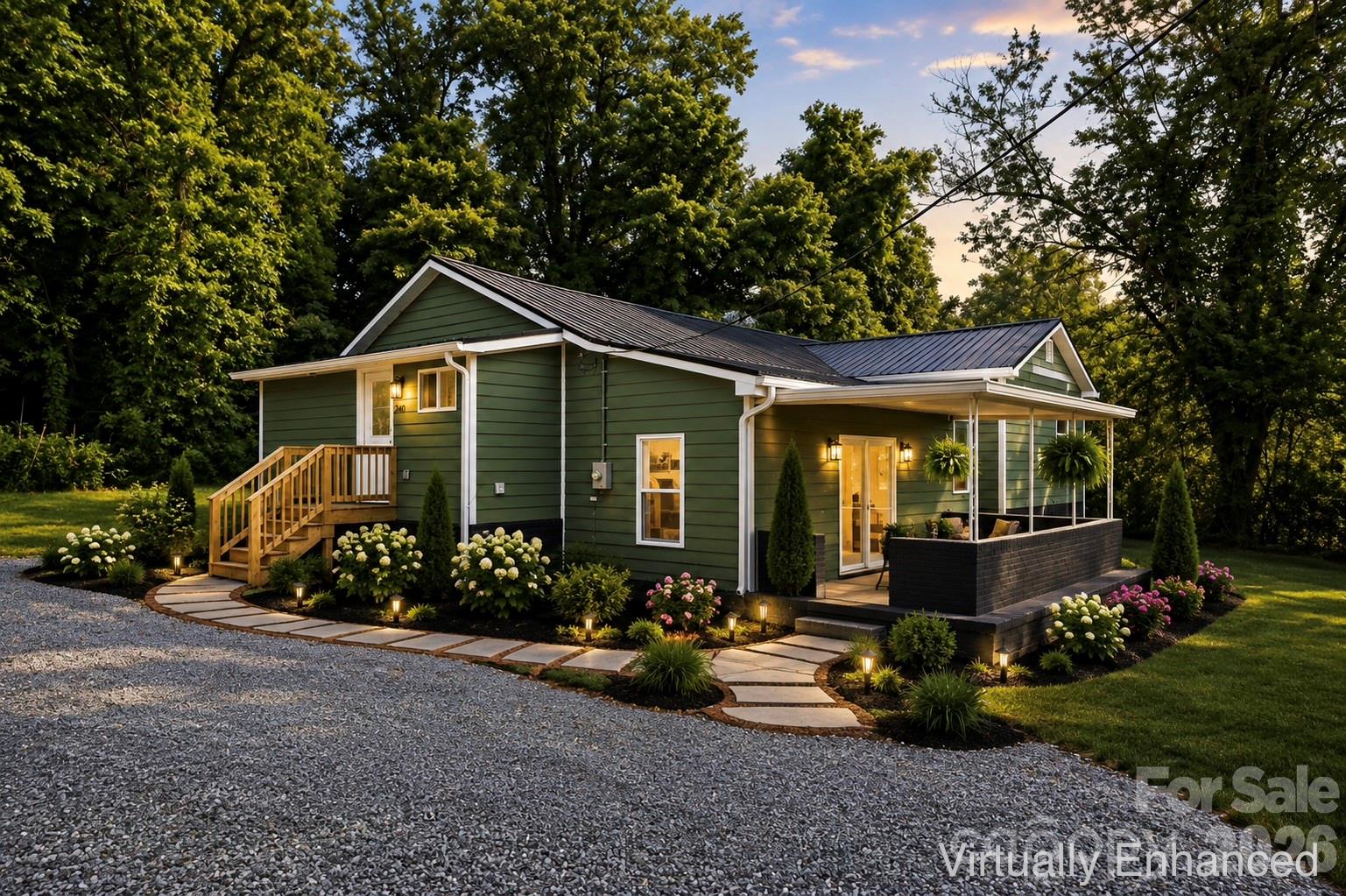 240 E Court Street — Rutherfordton