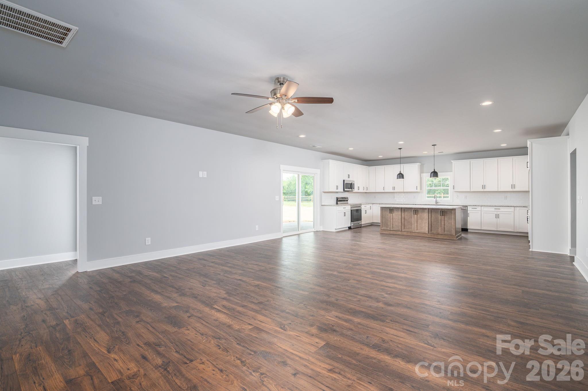 1355 Zeb Haynes Road — Maiden