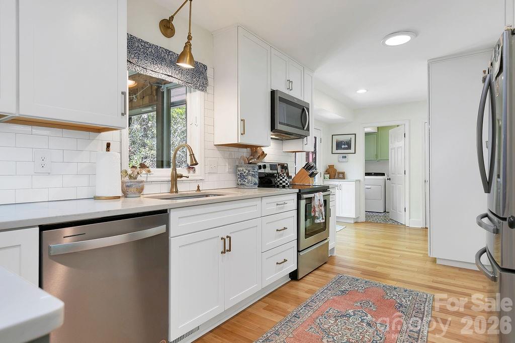 492 Falls Creek Road — Pisgah Forest