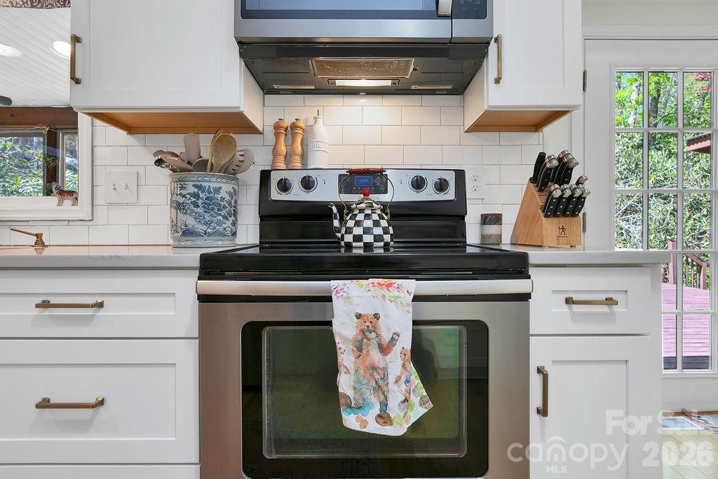 492 Falls Creek Road — Pisgah Forest