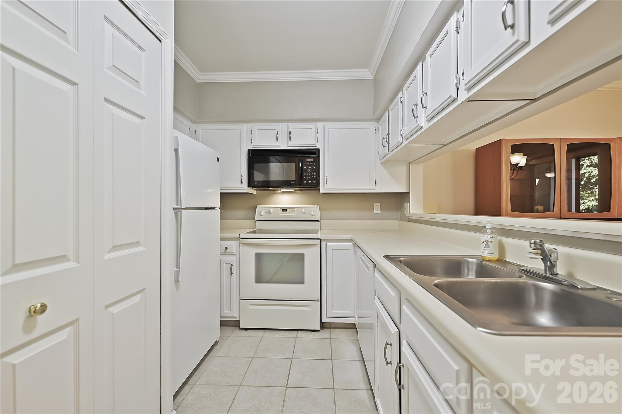 19901 Henderson Road #C — Cornelius
