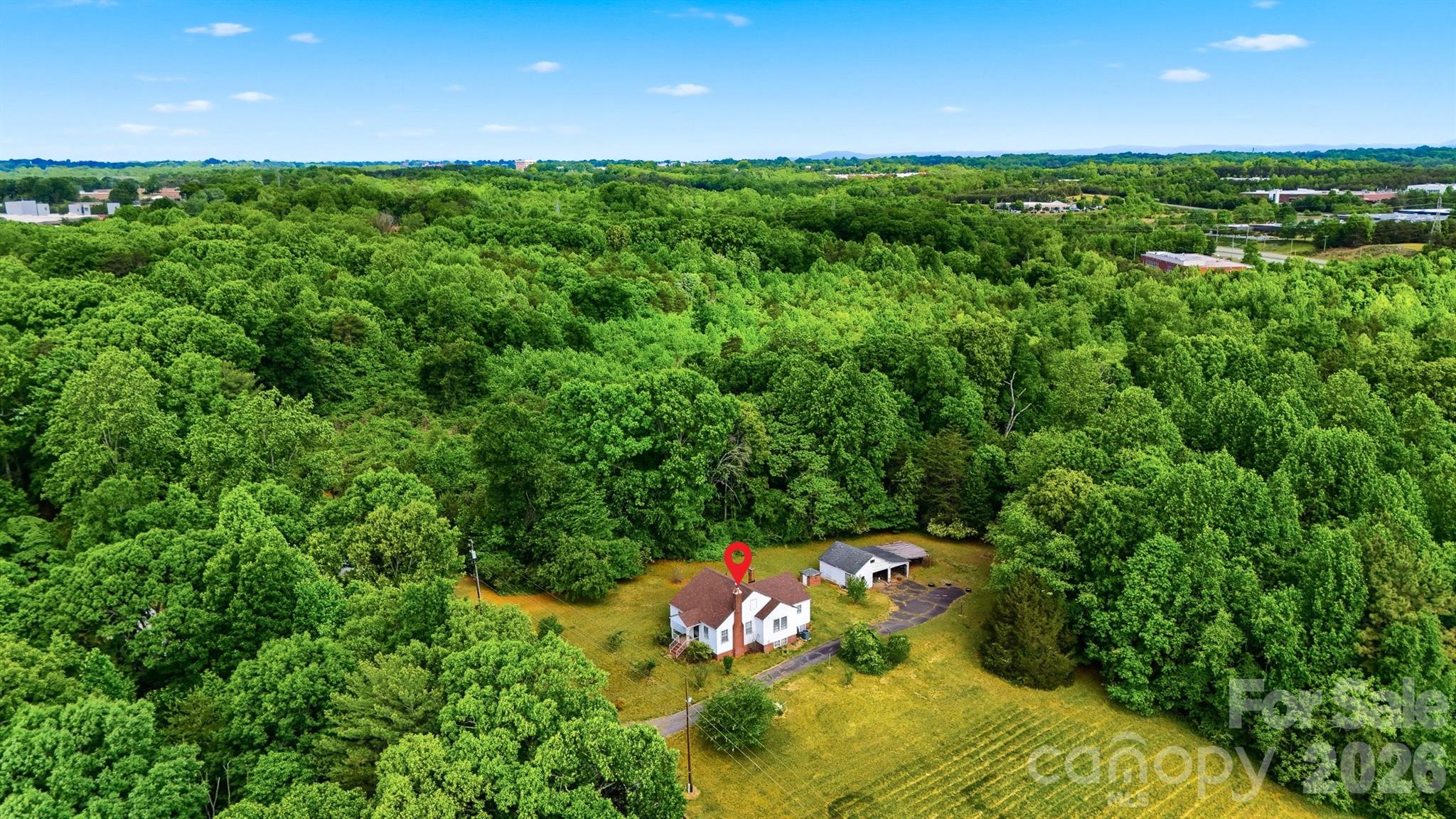 2711 SE 8th Avenue SE — Hickory