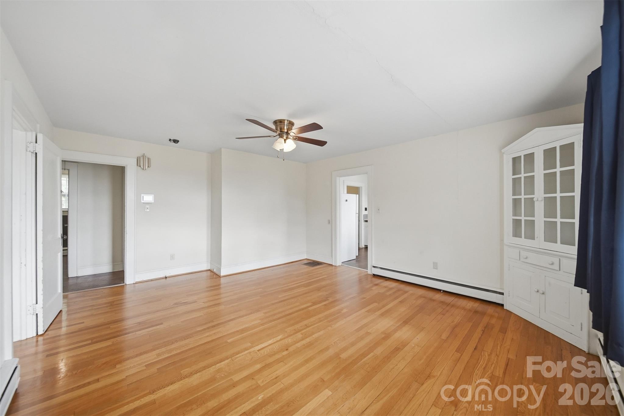 2711 SE 8th Avenue SE — Hickory