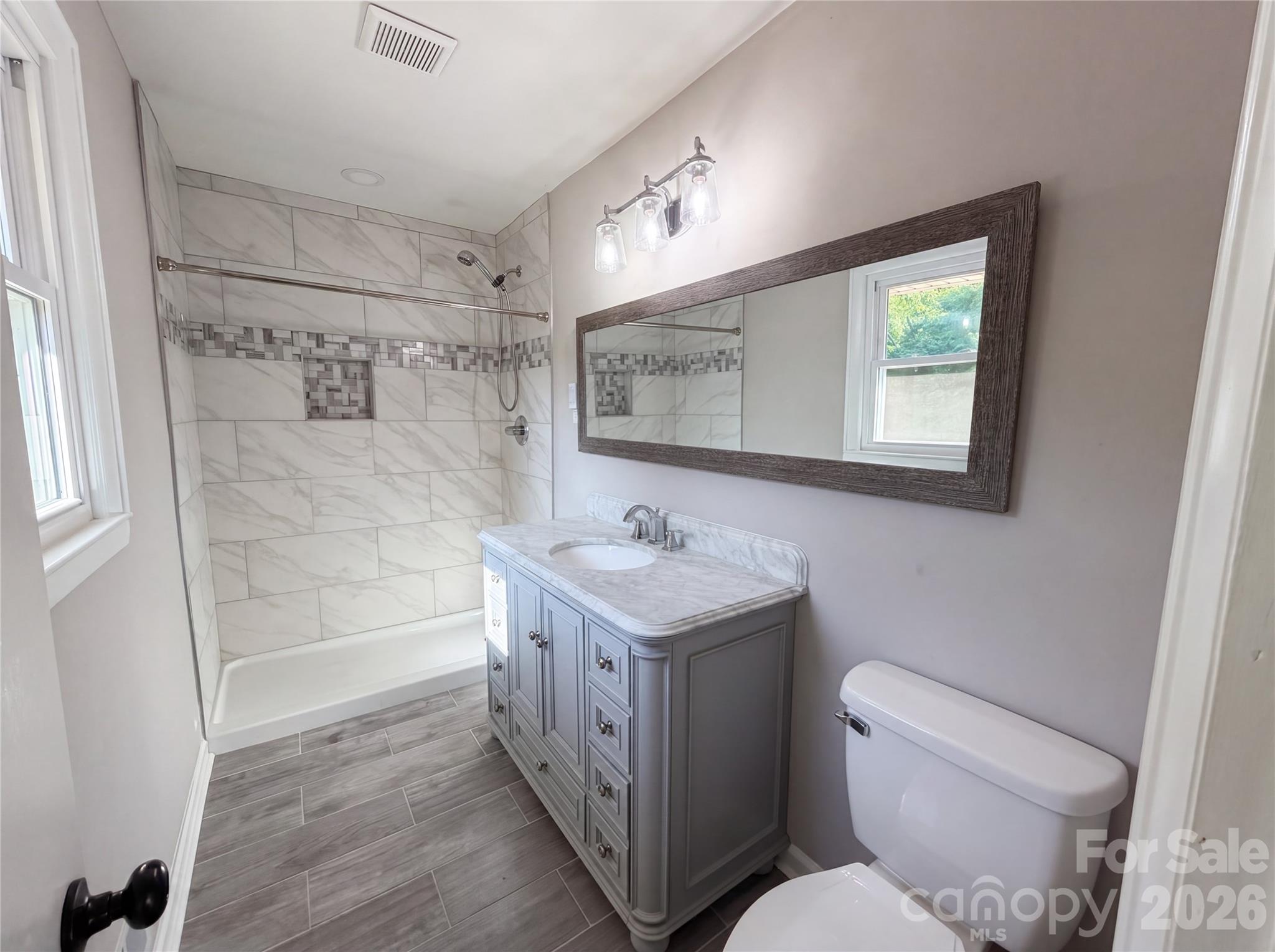 2375 Saw Road — China Grove