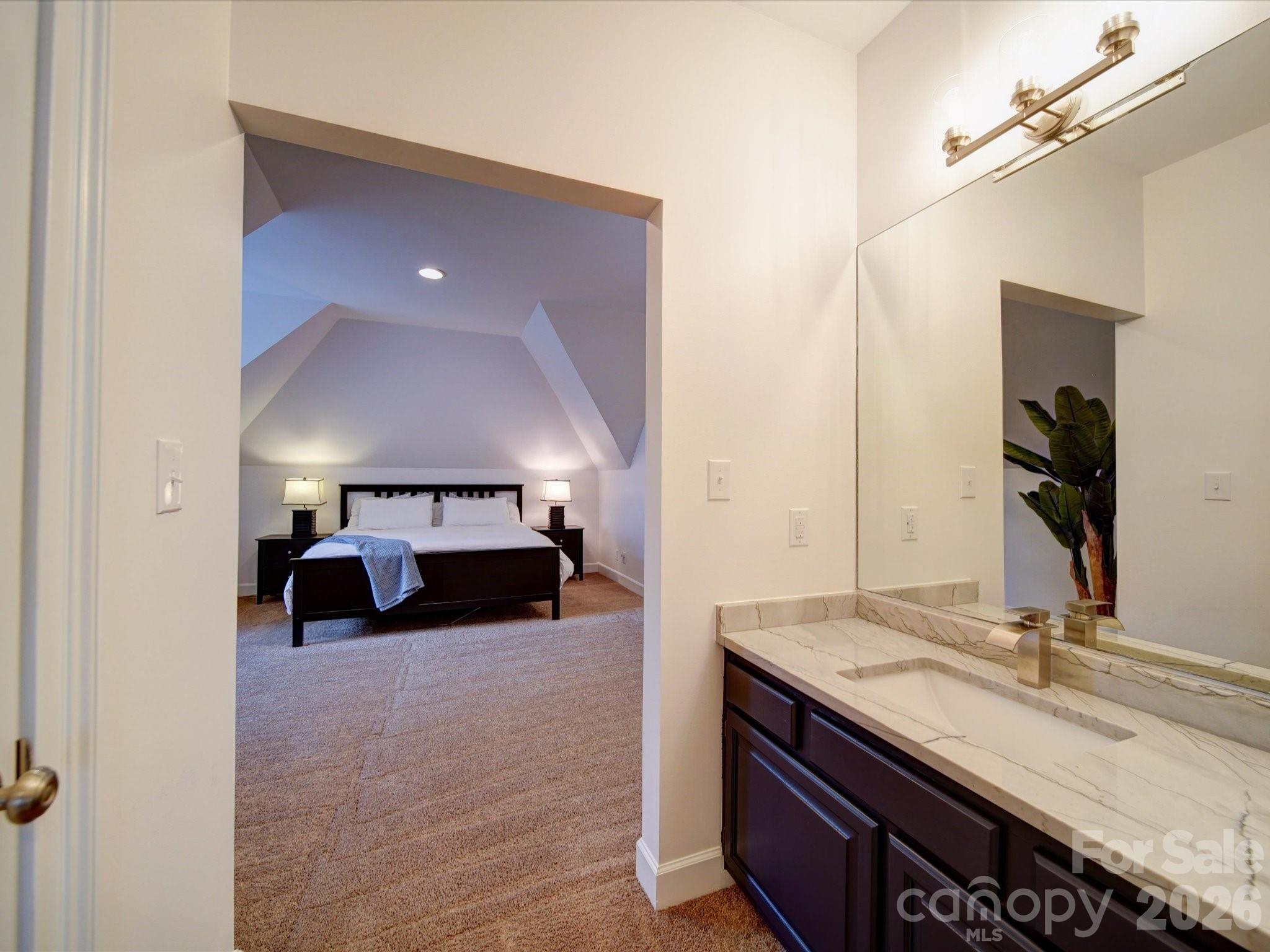 15708 Eagleview Drive — Charlotte