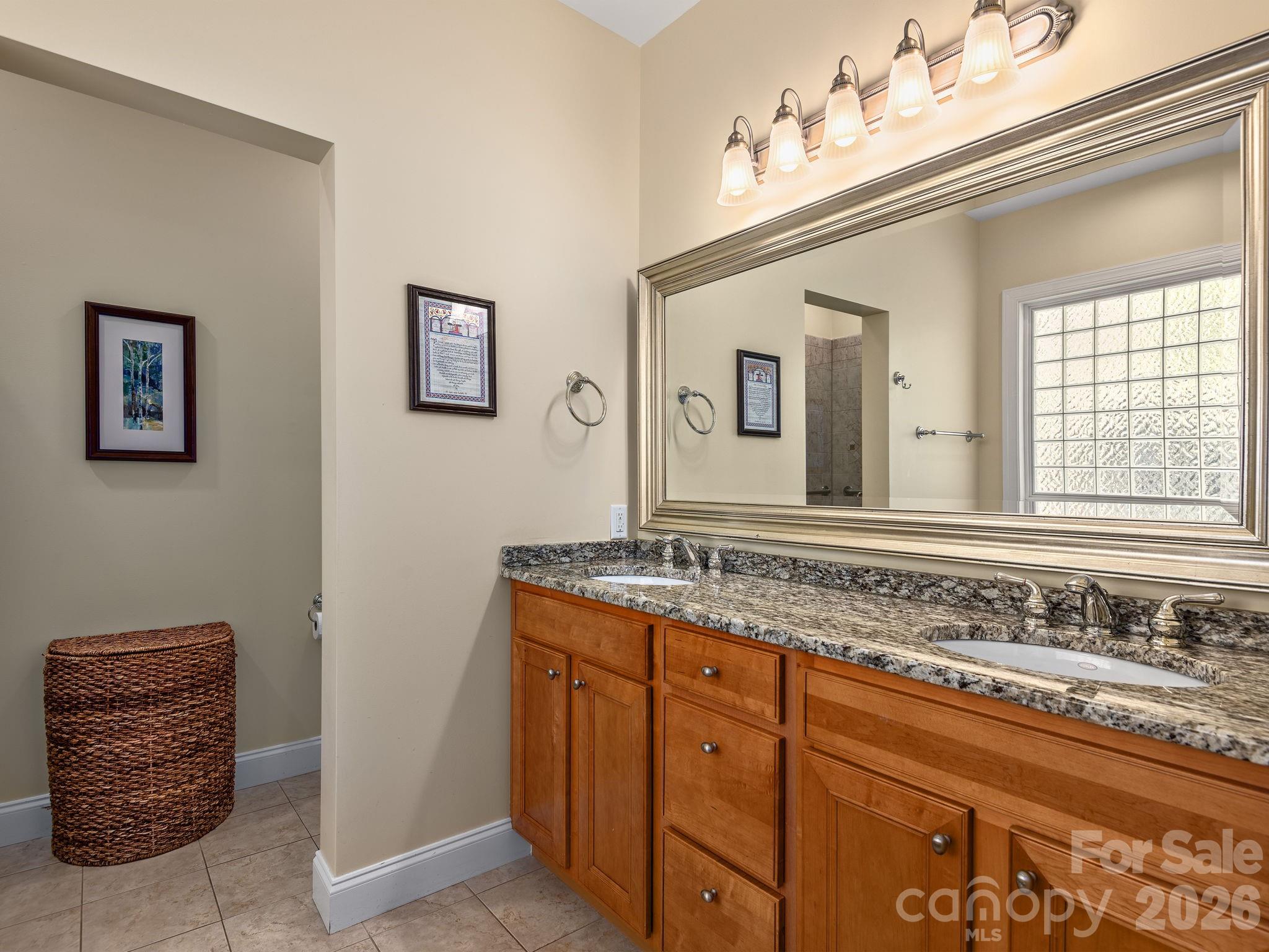 30 Banks Town Road — Weaverville