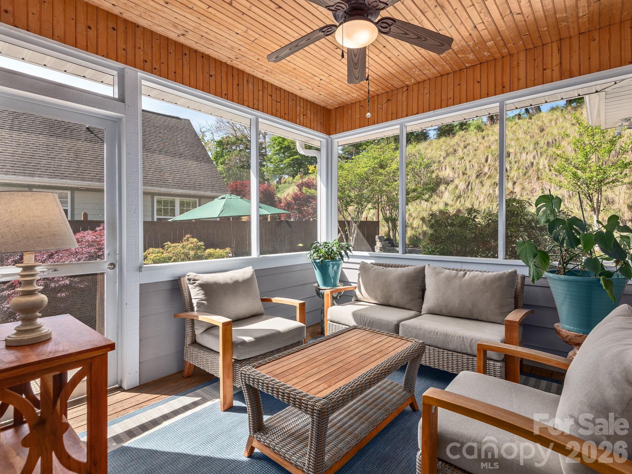30 Banks Town Road — Weaverville
