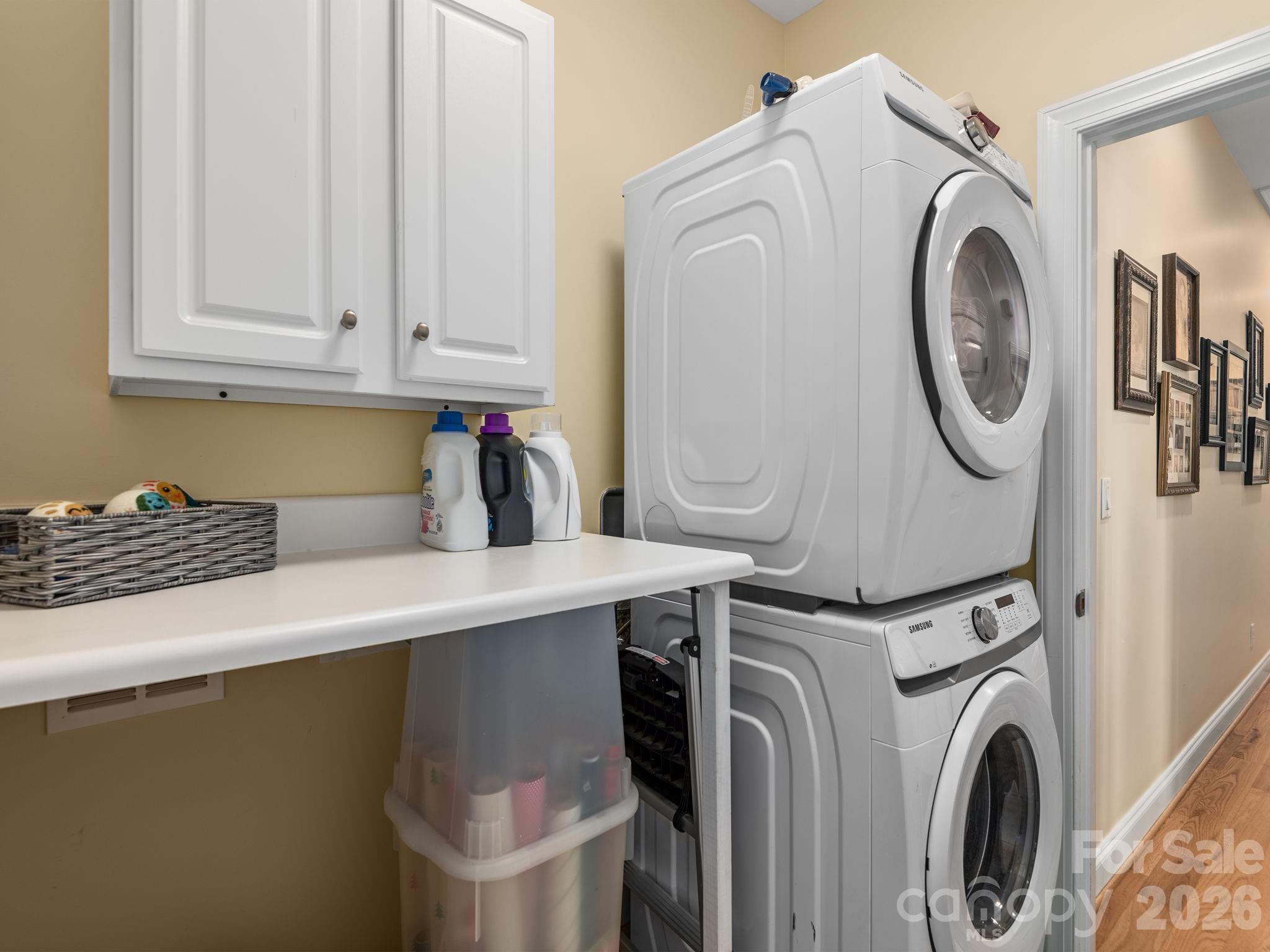 30 Banks Town Road — Weaverville