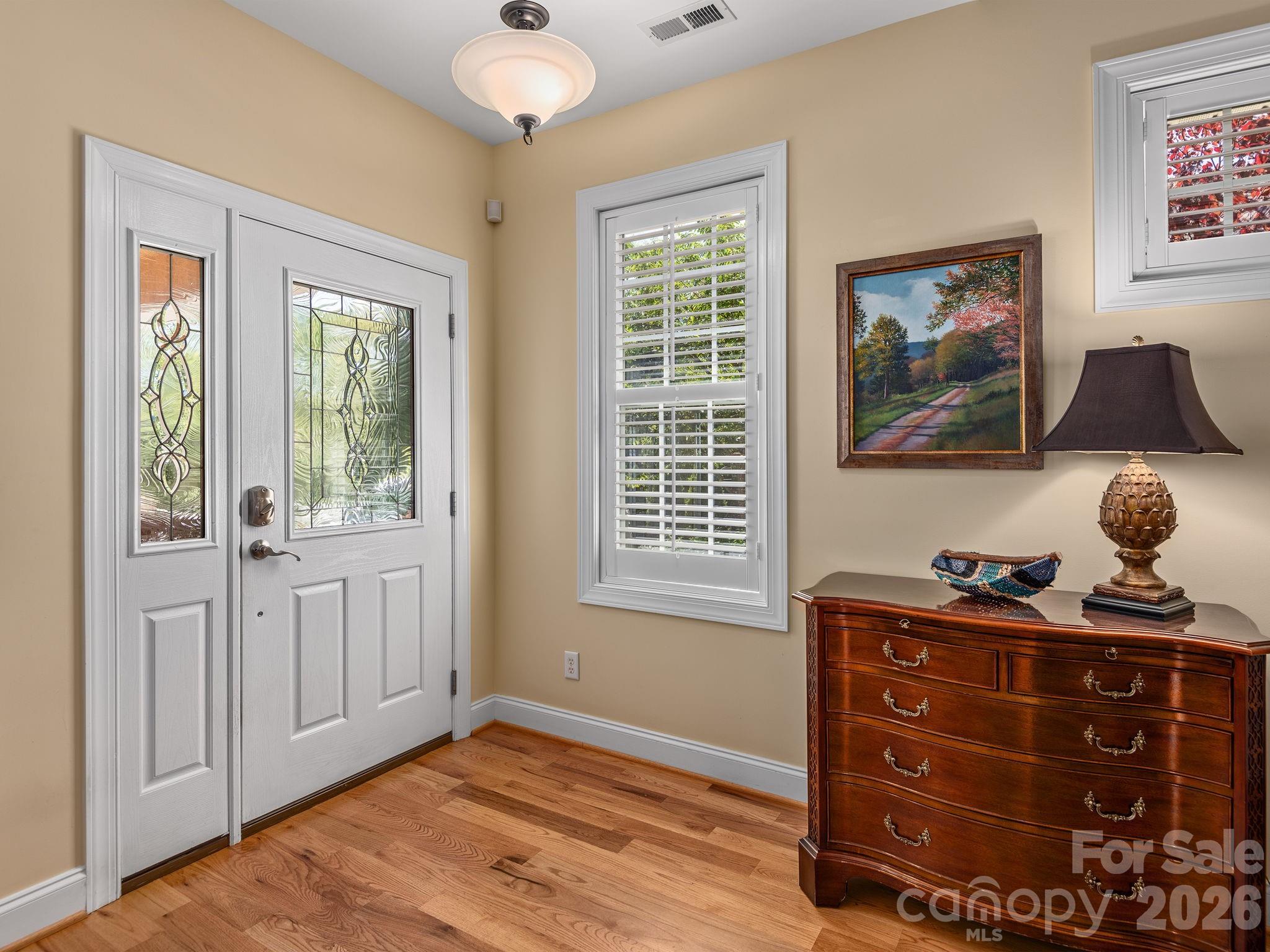 30 Banks Town Road — Weaverville