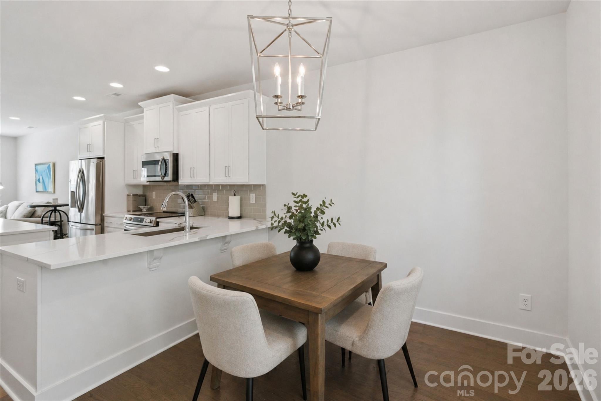 5040 York Park Lane — Charlotte