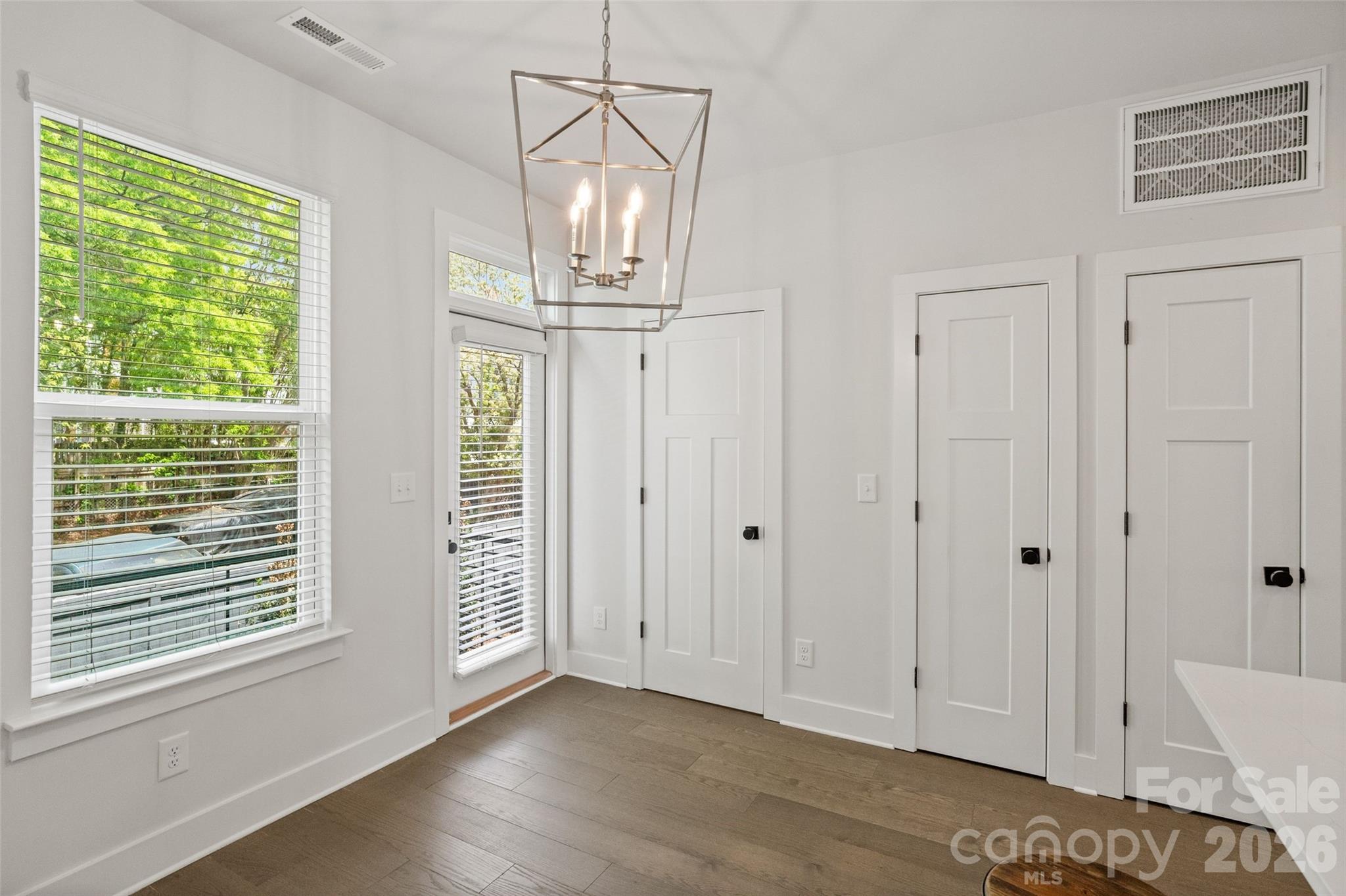 5040 York Park Lane — Charlotte