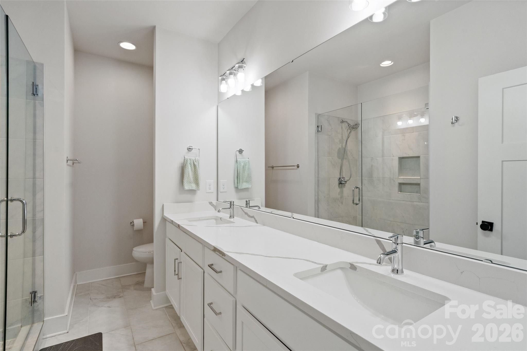 5040 York Park Lane — Charlotte