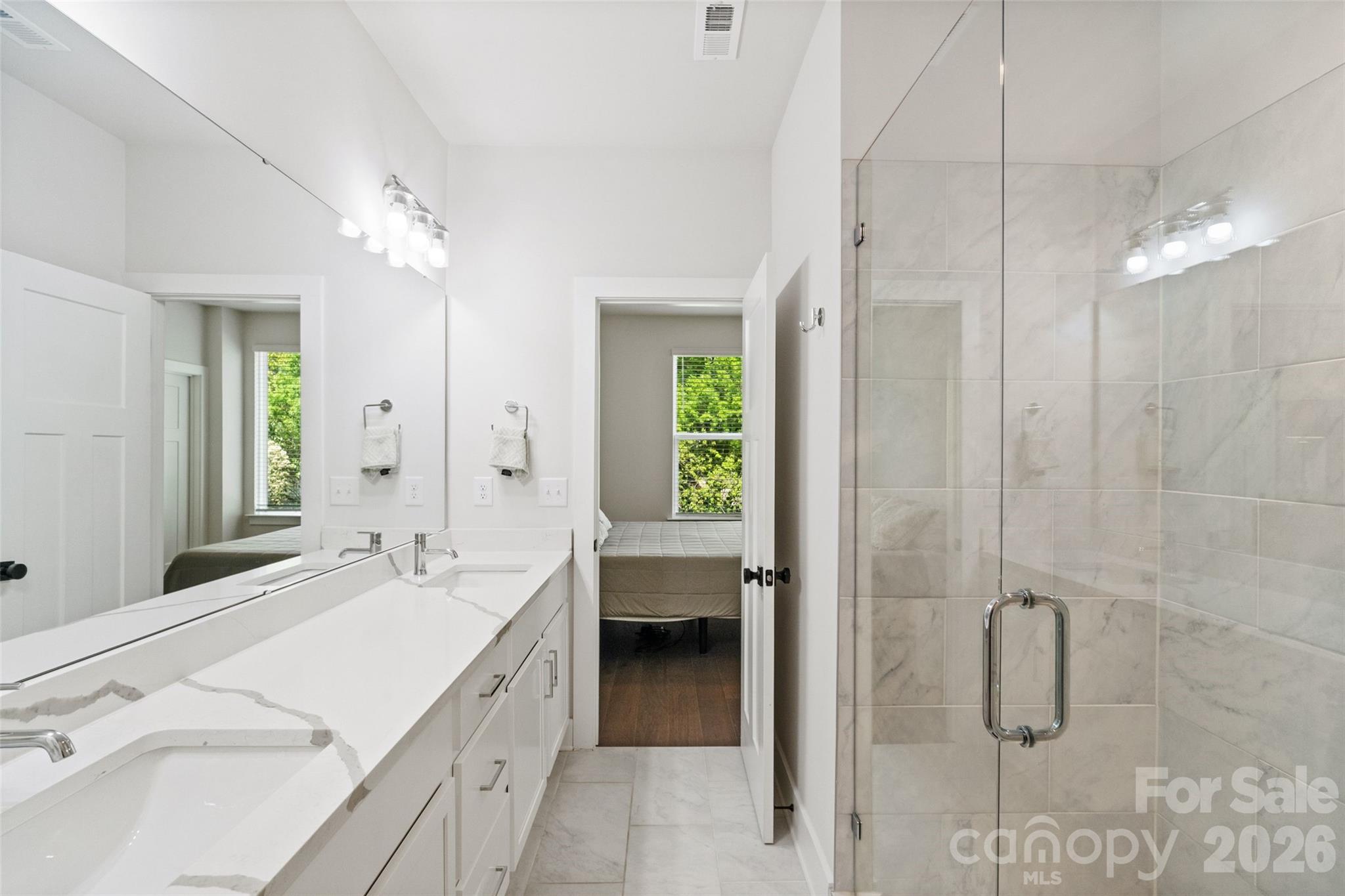 5040 York Park Lane — Charlotte