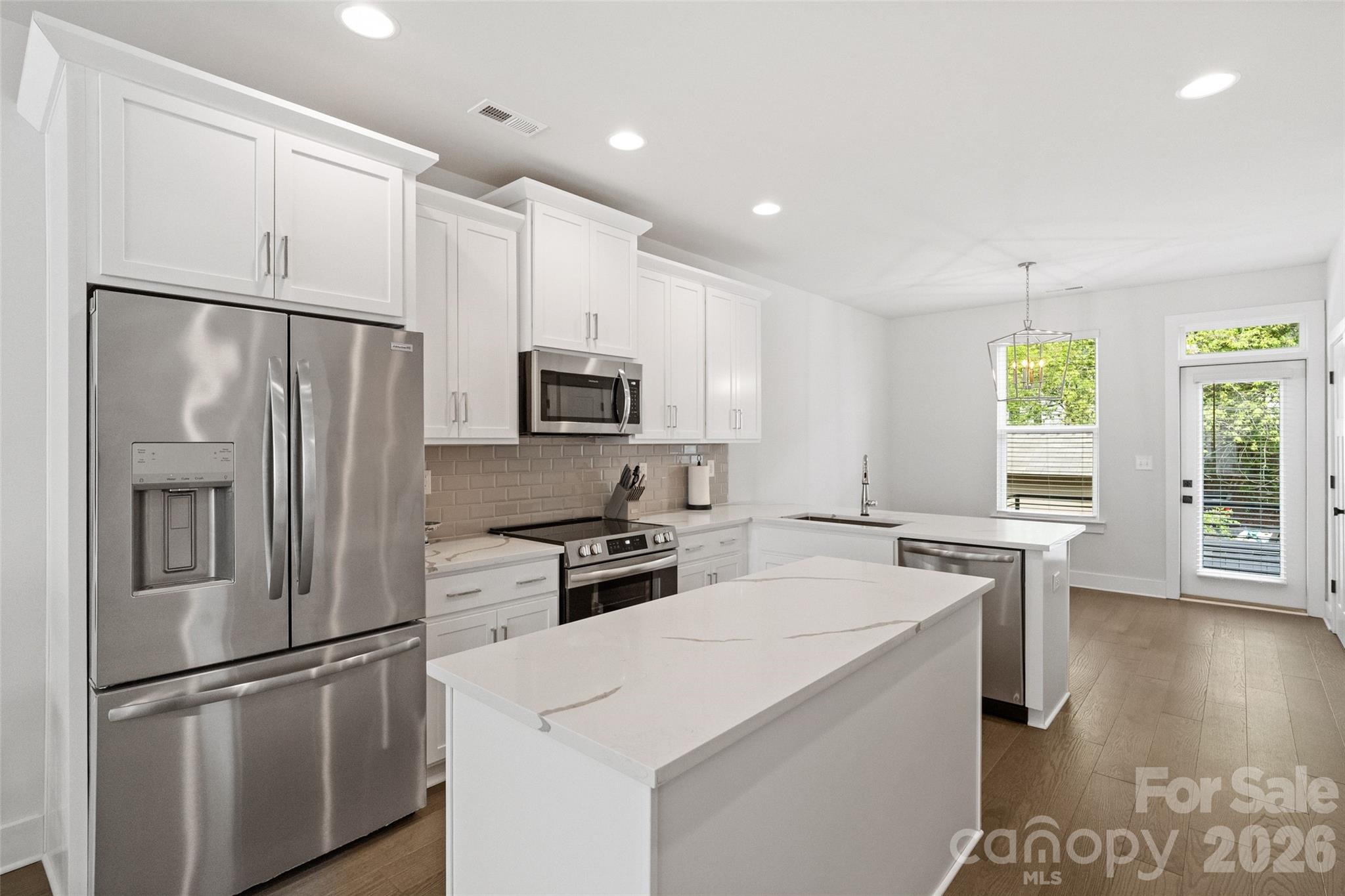5040 York Park Lane — Charlotte
