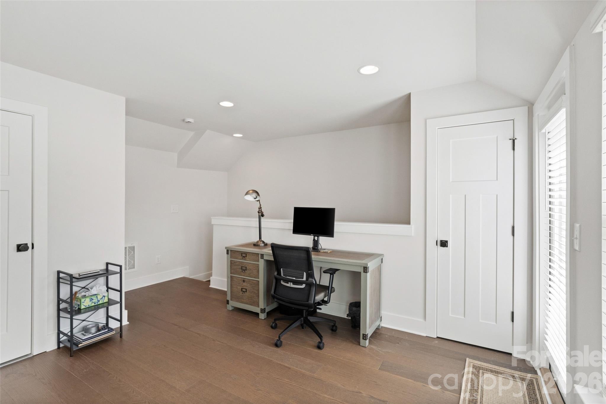 5040 York Park Lane — Charlotte
