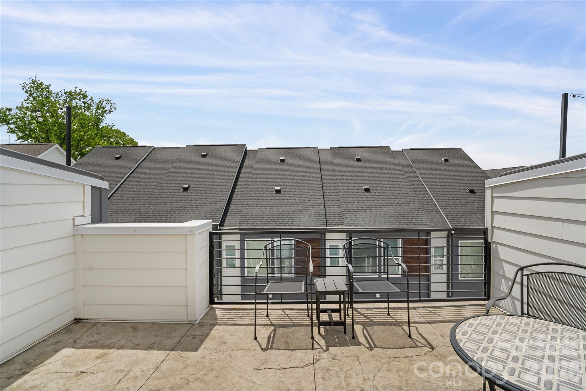 5040 York Park Lane — Charlotte
