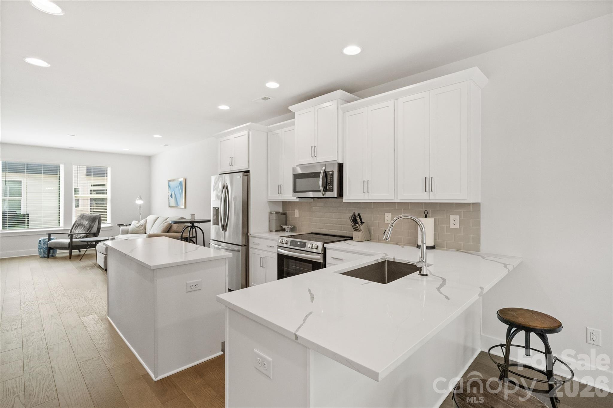 5040 York Park Lane — Charlotte