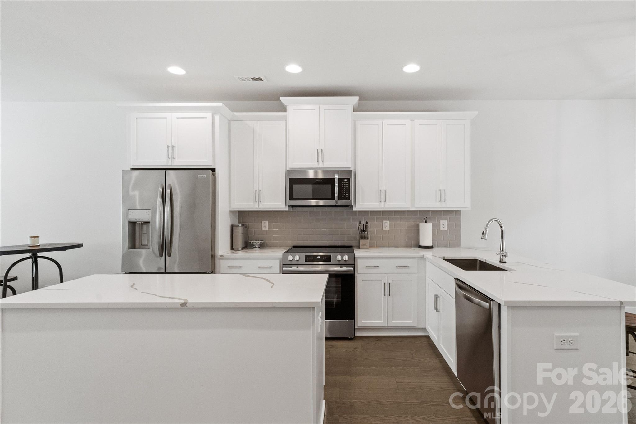 5040 York Park Lane — Charlotte