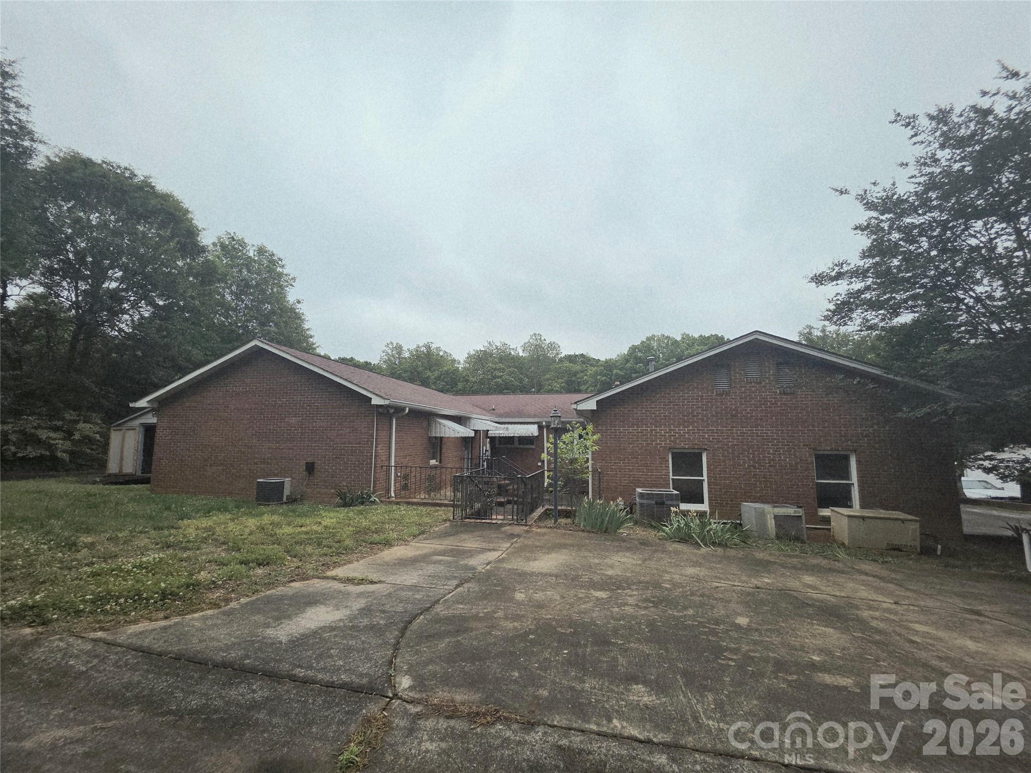 216 Country Club Road #5 — Shelby