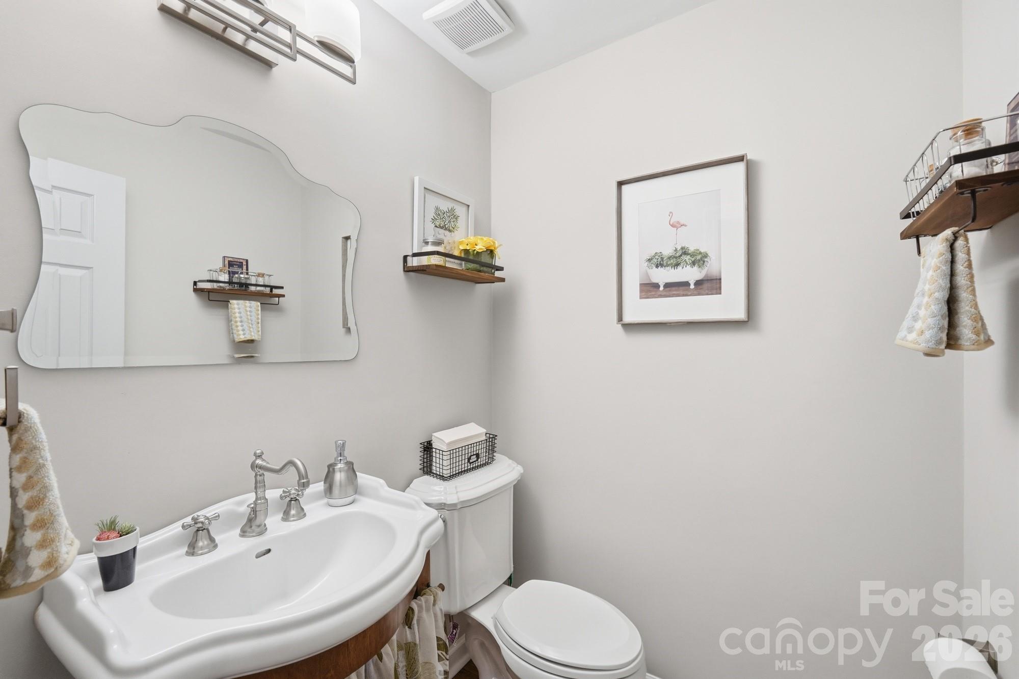 5101 Lindstrom Drive — Charlotte
