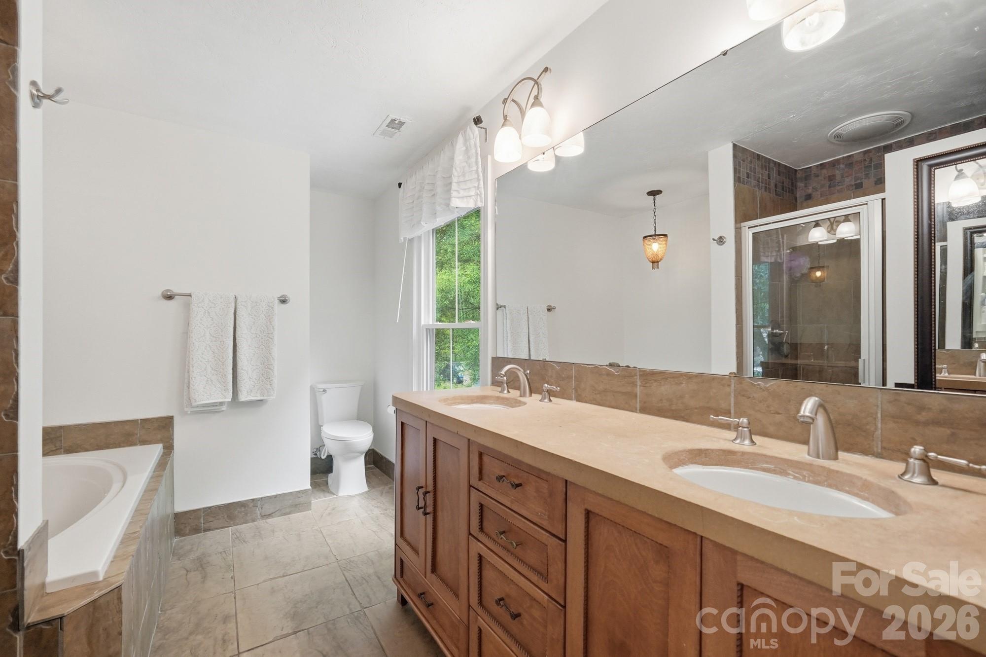 5101 Lindstrom Drive — Charlotte