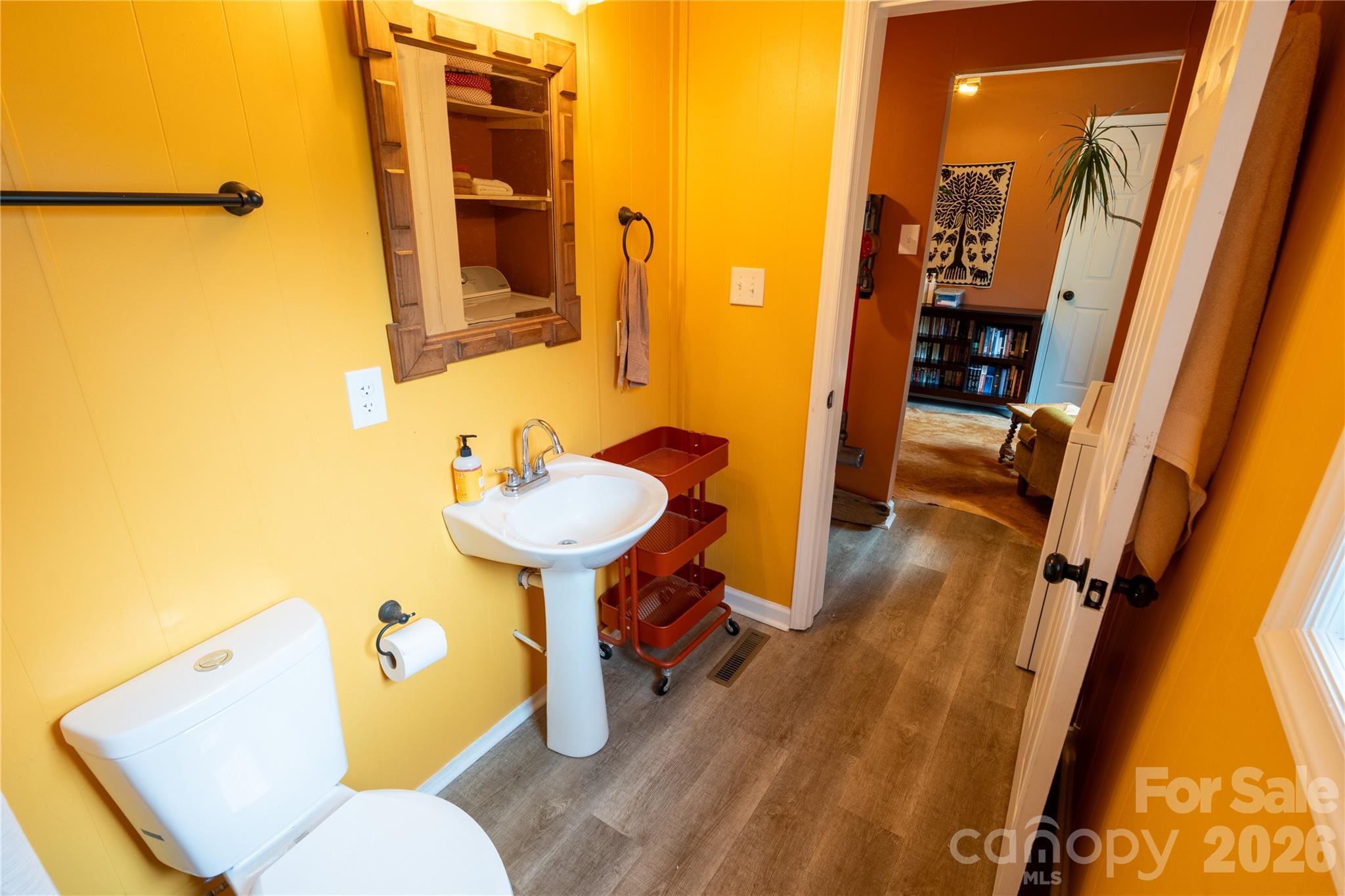 974 W US 70 Highway — Morganton