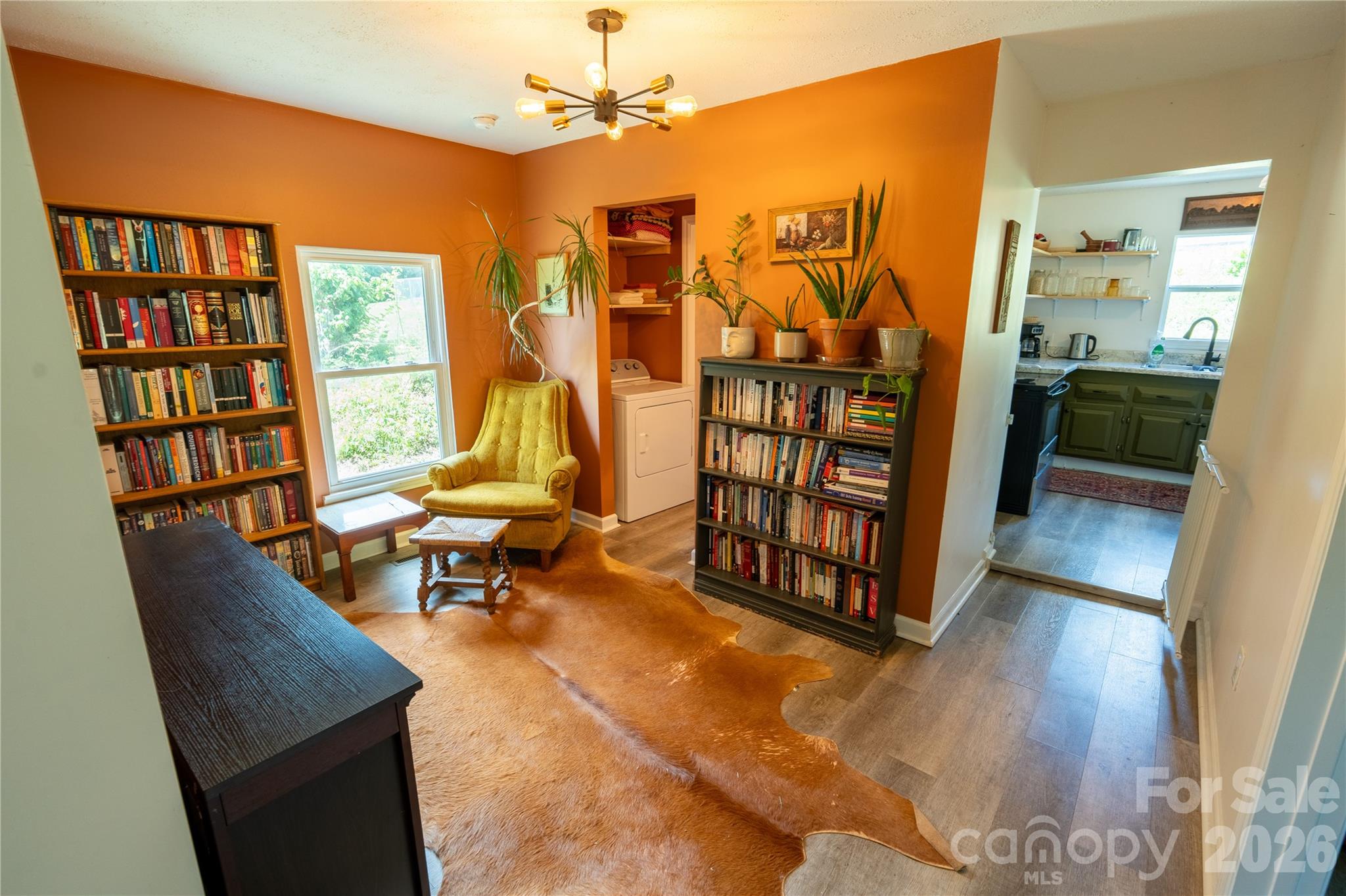 974 W US 70 Highway — Morganton
