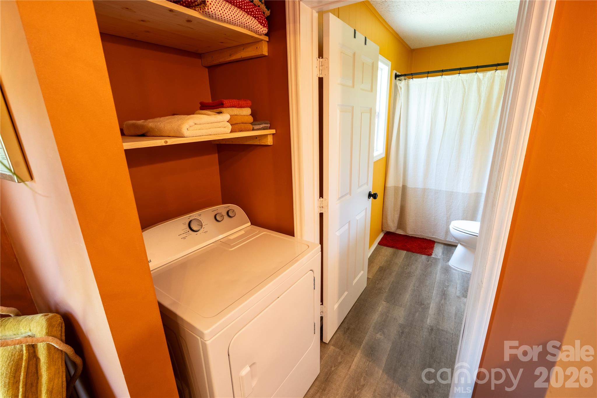 974 W US 70 Highway — Morganton