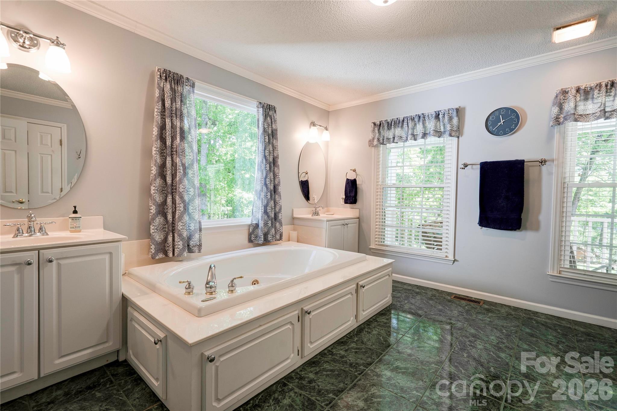 3721 Harris Creek Road — Lawndale