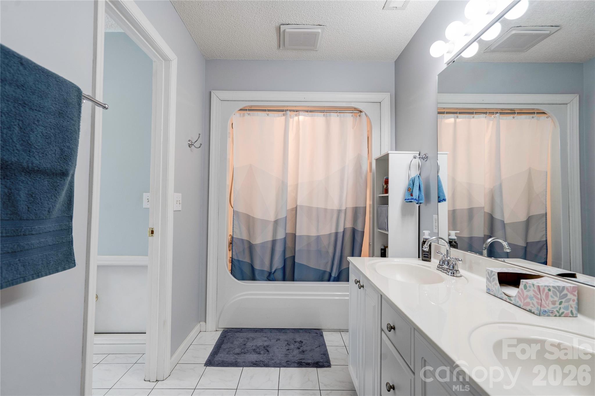 3721 Harris Creek Road — Lawndale