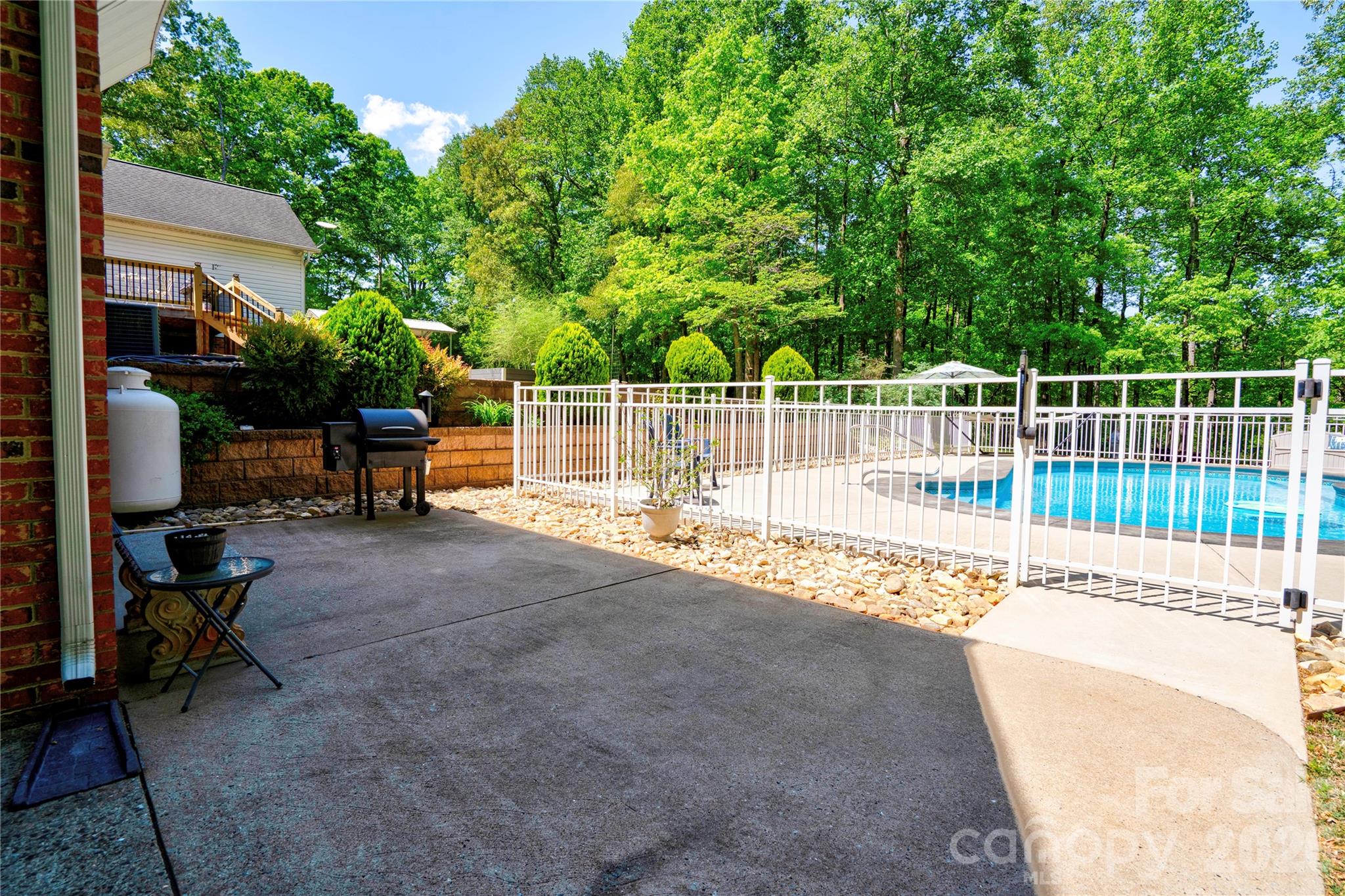 3721 Harris Creek Road — Lawndale
