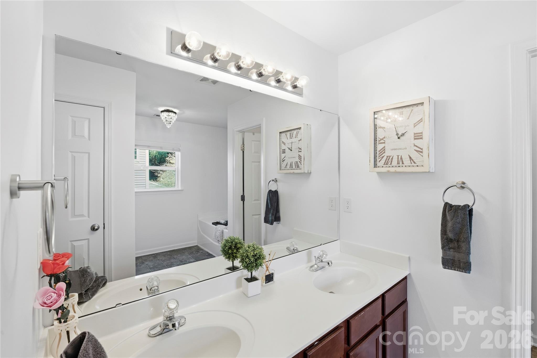 3041 Kilbeggan Drive — Lake Wylie
