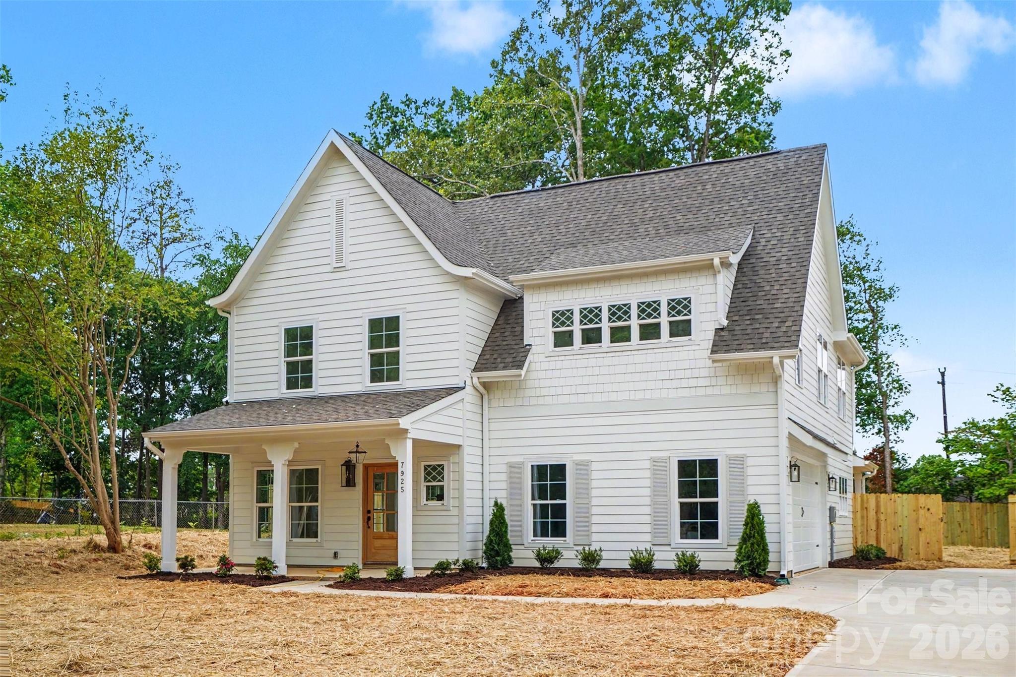 7925 Large Oak Lane — Mint Hill