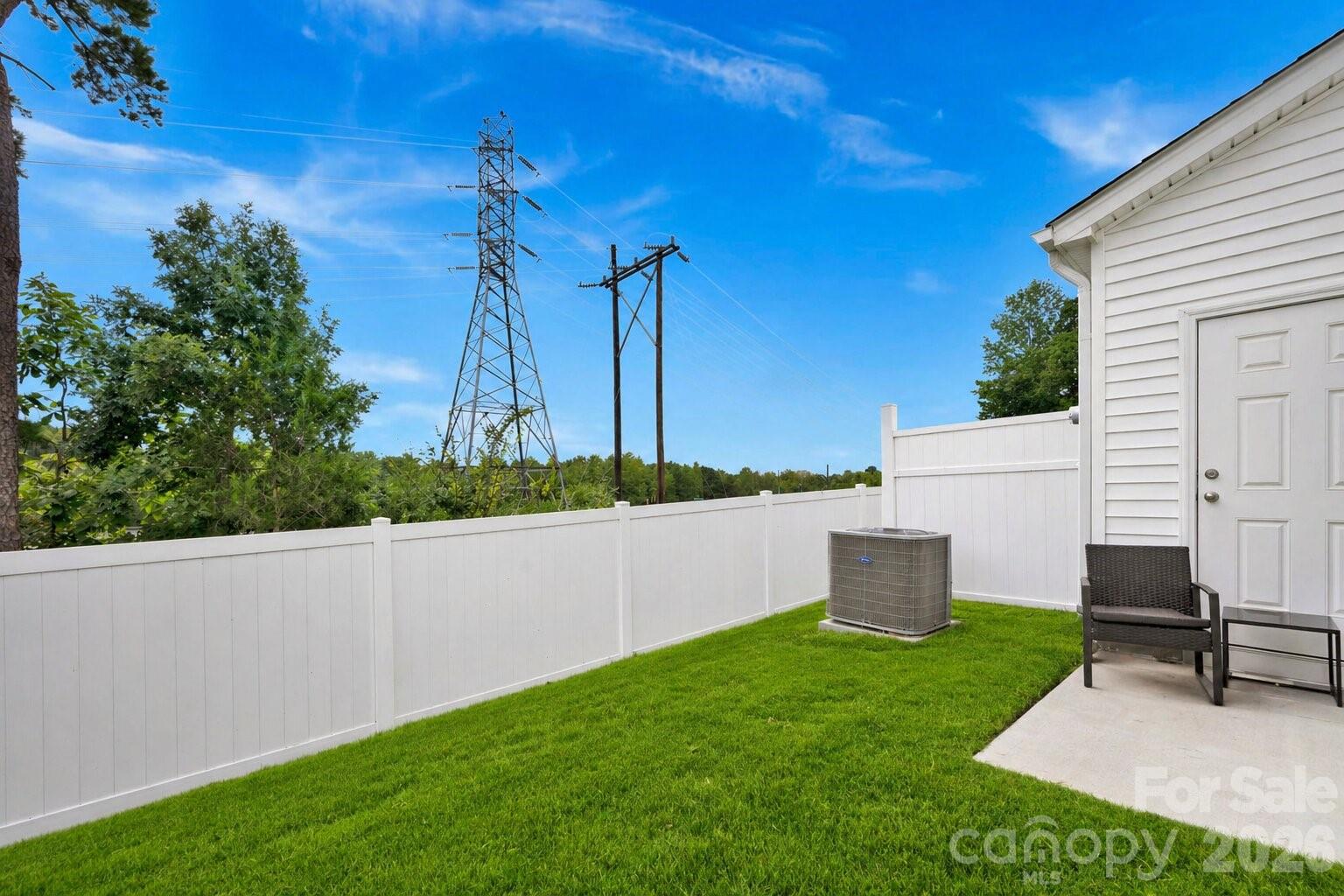 1021 Plumcrest Drive — Charlotte